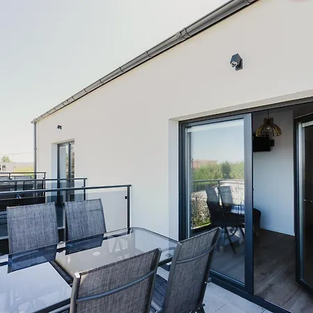 S1 Aparthotel 3*