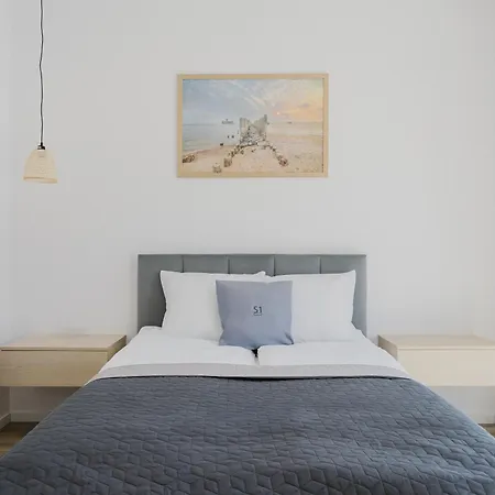Aparthotel S1 3*
